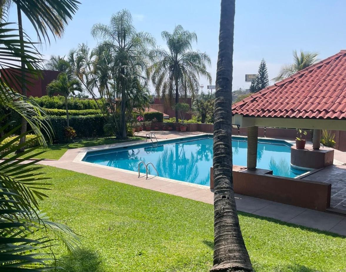 Las Iguanas Cuernavaca Bagian luar foto